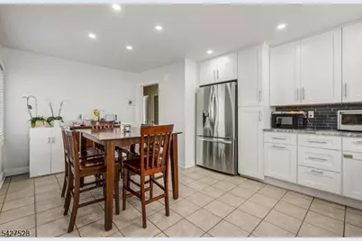 812 Sterling St, Plainfield, NJ 07062 - Photo 6