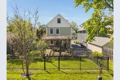 22 Broad St, Flemington, NJ 08822 - Photo 32