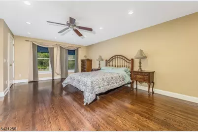 22 Broad St, Flemington, NJ 08822 - Photo 16
