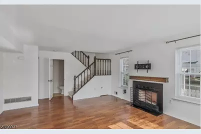 81 Almond Dr, Franklin Township, NJ 08873 - Photo 2