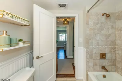 16 Haines Dr, Bloomfield, NJ 07003 - Photo 34