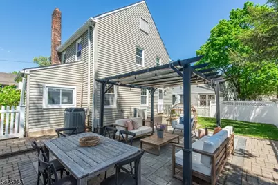 16 Haines Dr, Bloomfield, NJ 07003 - Photo 42