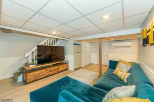 16 Haines Dr, Bloomfield, NJ 07003 - Photo 38