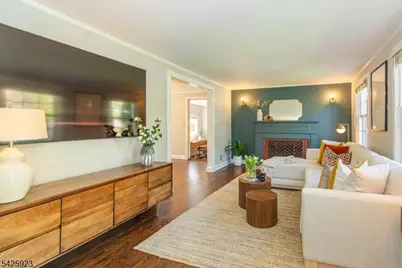 16 Haines Dr, Bloomfield, NJ 07003 - Photo 6