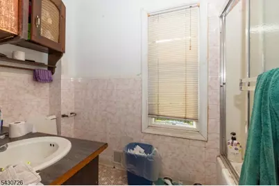230 Aldene Rd, Roselle, NJ 07203 - Photo 12