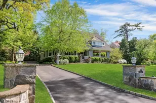 27 Bedford Rd, Summit, NJ 07901 - Photo 2