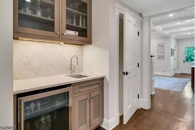 27 Bedford Rd, Summit, NJ 07901 - Photo 14