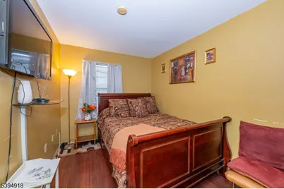 3 Martha Ct, Newark, NJ 07103 - Photo 14
