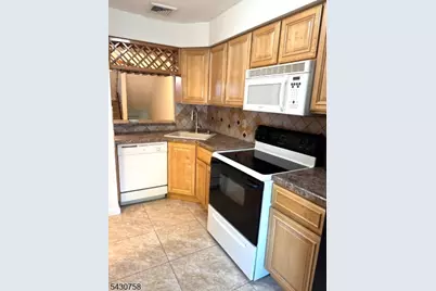 1065 Treetops, Wharton, NJ 07885 - Photo 4