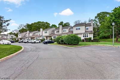 61 Freemont Ct, Franklin Township, NJ 08873 - Photo 30