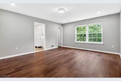 61 Freemont Ct, Franklin Township, NJ 08873 - Photo 22