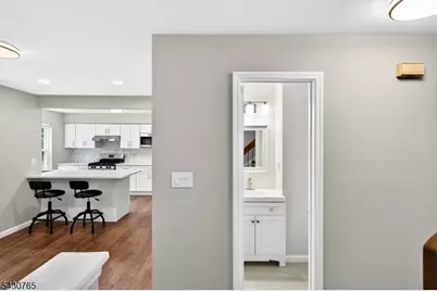 61 Freemont Ct, Franklin Township, NJ 08873 - Photo 16