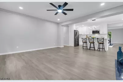 385 Maxim Dr, Hopatcong, NJ 07843 - Photo 8