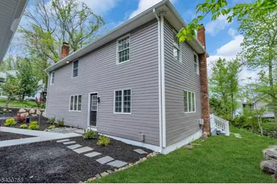 385 Maxim Dr, Hopatcong, NJ 07843 - Photo 40