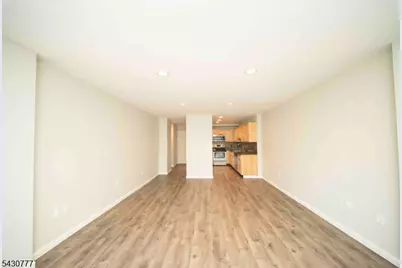 115 Polifly Rd #5D, Hackensack, NJ 07601 - Photo 4