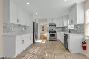 71 Nostrand Rd, Hillsborough Township, NJ 08844 - Photo 10