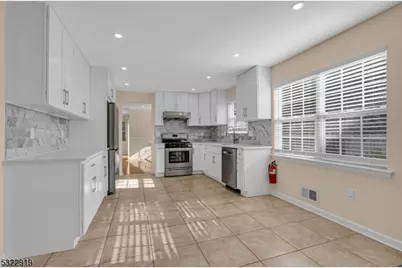 71 Nostrand Rd, Hillsborough Township, NJ 08844 - Photo 8