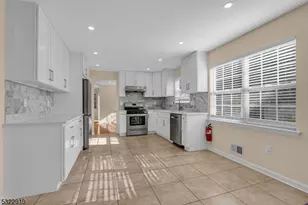 71 Nostrand Rd, Hillsborough Township, NJ 08844 - Photo 8