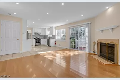 71 Nostrand Rd, Hillsborough Township, NJ 08844 - Photo 18