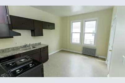 428 Avon Ave, Newark, NJ 07108 - Photo 16