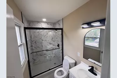 110 Murdock St, Woodbridge Township, NJ 08863 - Photo 14