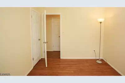 50 Mountain View Ave, Washington Township, NJ 07853 - Photo 18