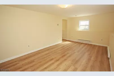 50 Mountain View Ave, Washington Township, NJ 07853 - Photo 22