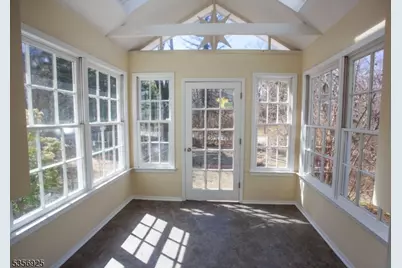 50 Mountain View Ave, Washington Township, NJ 07853 - Photo 4