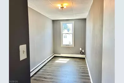 841 Rebecca Pl, Elizabeth, NJ 07201 - Photo 14