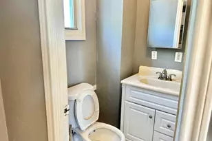 841 Rebecca Pl, Elizabeth, NJ 07201 - Photo 10