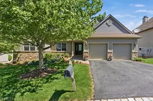 14 Wentworth Court, Hardyston Township, NJ 07419 - Photo 1