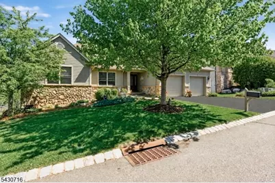 14 Wentworth Ct, Hardyston Township, NJ 07419 - Photo 2