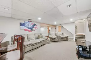 16 Beech Ct, Chatham Township, NJ 07928 - Photo 36