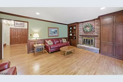 16 Beech Ct, Chatham Township, NJ 07928 - Photo 10
