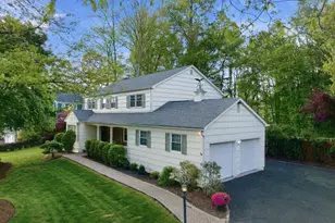 16 Beech Ct, Chatham Township, NJ 07928 - Photo 4