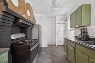 52 Clifford St, East Orange, NJ 07018 - Photo 8