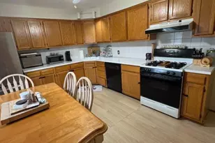 238 New St, Lyndhurst Township, NJ 07071 - Photo 4