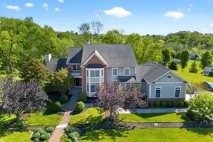8 Morningside Ct, Raritan Township, NJ 08822 - Photo 4