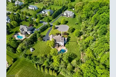 8 Morningside Ct, Raritan Township, NJ 08822 - Photo 6