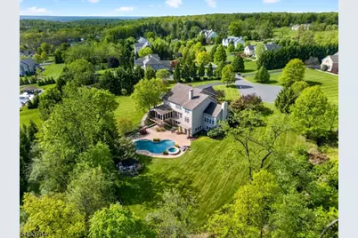 8 Morningside Ct, Raritan Township, NJ 08822 - Photo 8