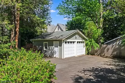 221 Christopher St, Montclair, NJ 07042 - Photo 42