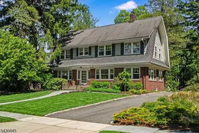 221 Christopher St, Montclair, NJ 07042 - Photo 2