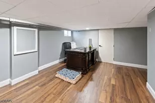7 Wayland Dr, Verona Twp., NJ 07044 - Photo 24