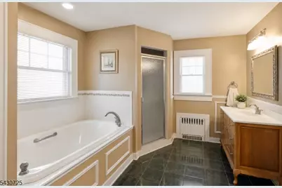 7 Wayland Dr, Verona Twp., NJ 07044 - Photo 18
