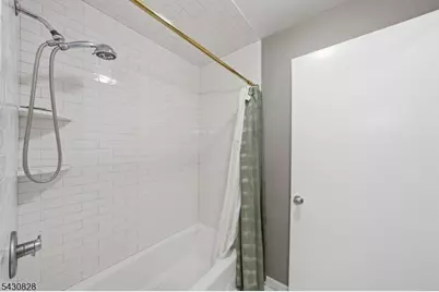 825 Riverside Ave #203, Lyndhurst Township, NJ 07071 - Photo 22