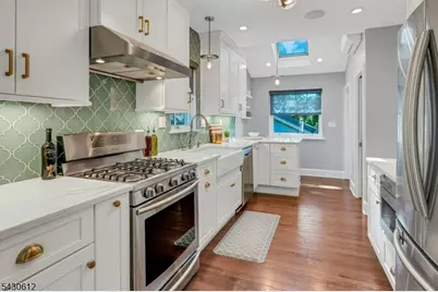 65 Hawthorne Ave, Glen Ridge, NJ 07028 - Photo 10