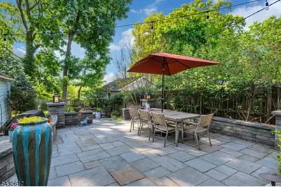 65 Hawthorne Ave, Glen Ridge, NJ 07028 - Photo 30