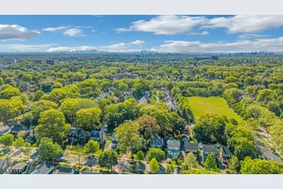 65 Hawthorne Ave, Glen Ridge, NJ 07028 - Photo 38