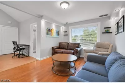 108 Ottawa Ave #2, Hasbrouck Heights, NJ 07604 - Photo 10