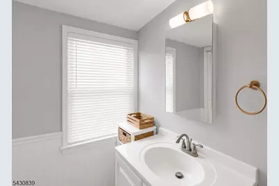 108 Ottawa Ave #2, Hasbrouck Heights, NJ 07604 - Photo 22